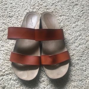 Universal Thread Sandals - Size 8